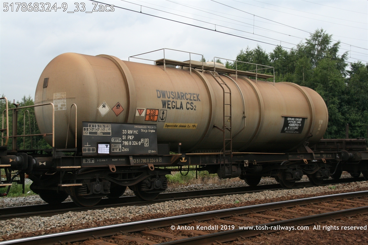 517868324-9_33_Zacs.jpg